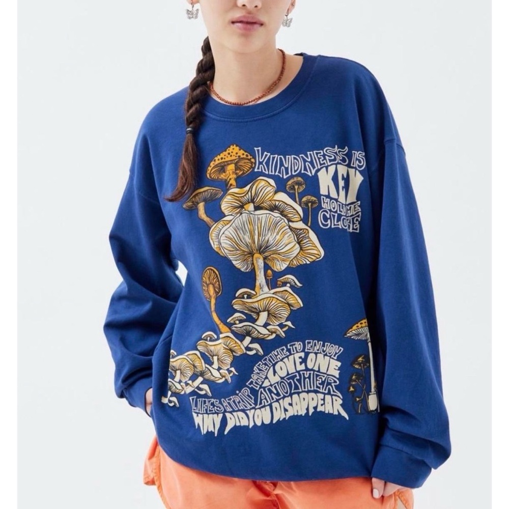 Urban Outfitters Project‎ Social T Mushroom Graphic Sweatshirt Size Small Medium